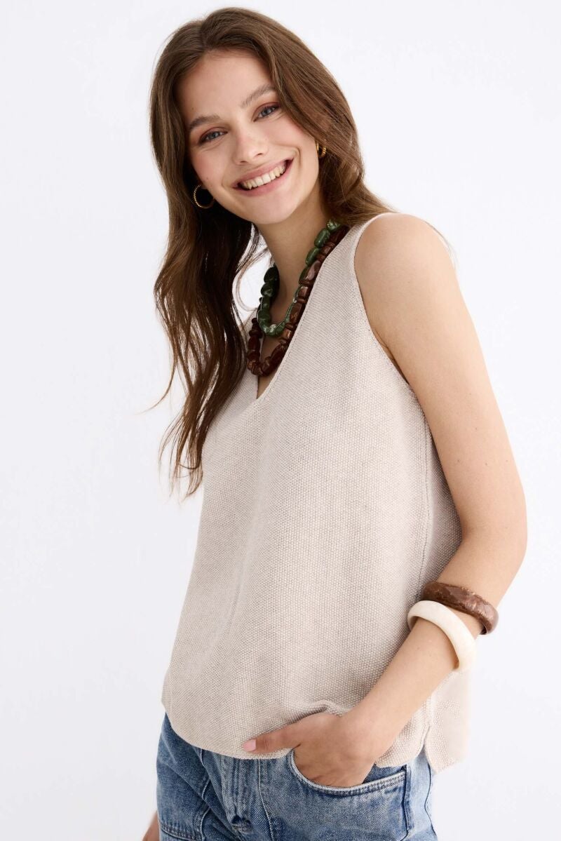 Top Akari.