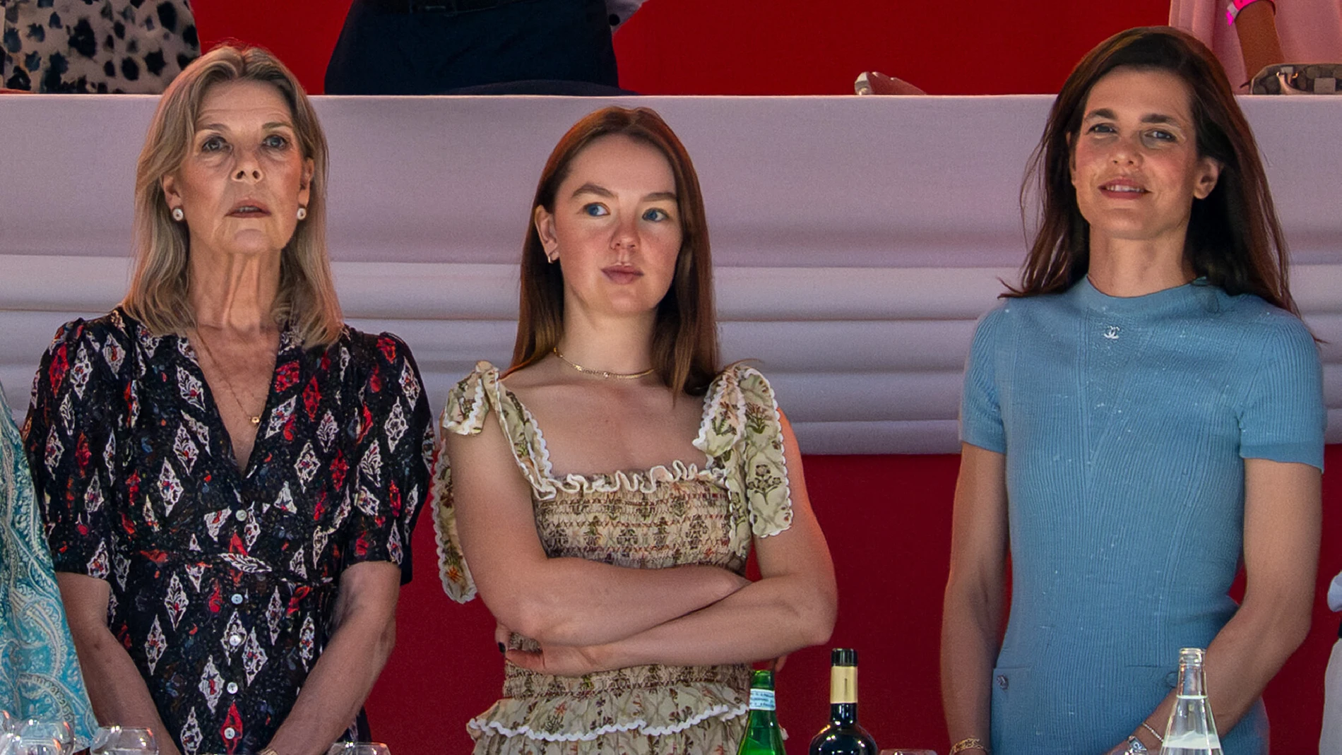 Carolina de Mónaco, Carlota Casiraghi y Alexandra de Hannover.