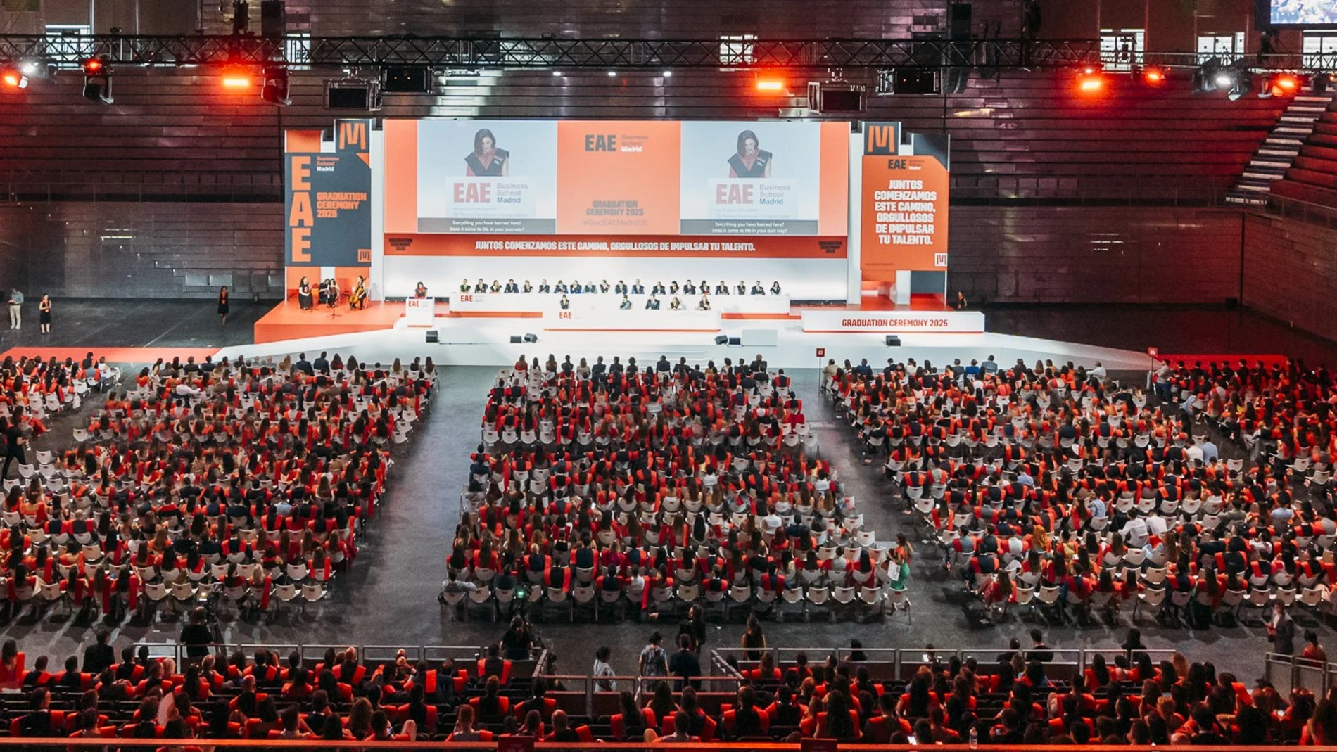 Vista del Madrid Arena durante la graduacion EAE Madrid 25