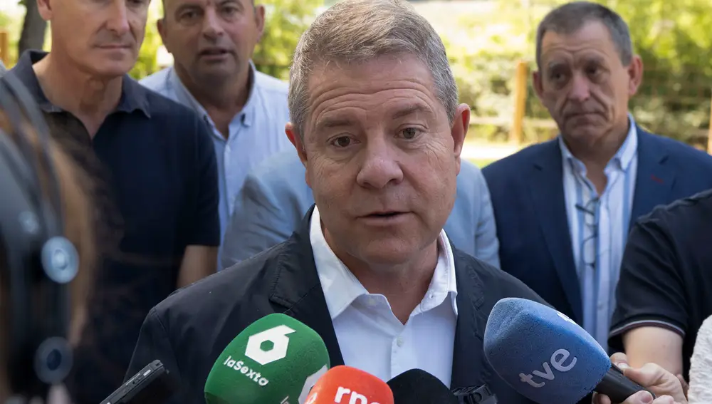 García-Page insta a no esquivar una moción de confianza "por miedo a no tenerla"