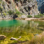 ¿Por qué es peligroso hacer senderismo durante la temporada turística en Baleares?