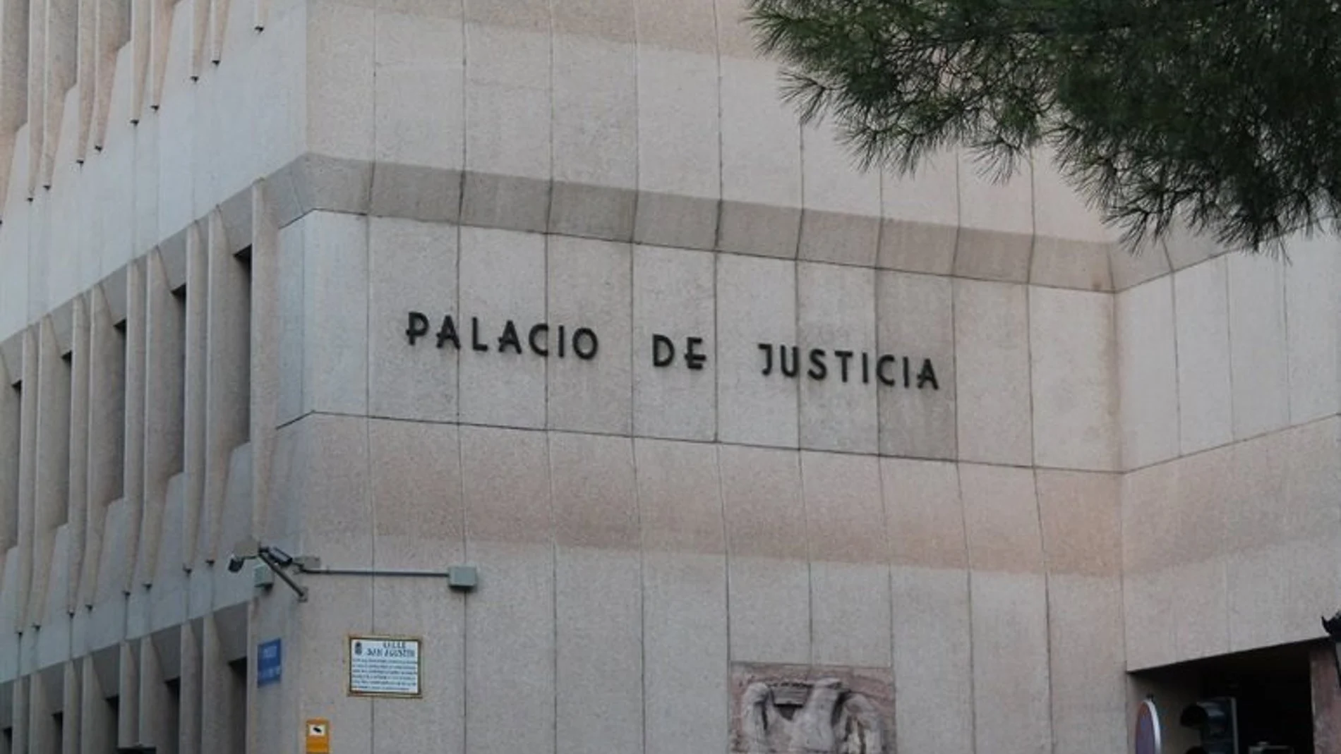 MURCIA.-Trib.- Fiscalía pide ocho años de prisión y 250.000 euros para un acusado de transportar cocaína de Madrid a Murcia