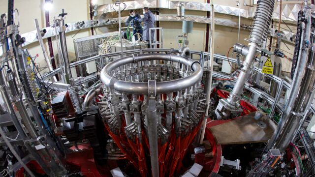 Parte de las instalaciones del TJ-II