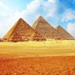 Ni látigos ni cadenas: así se construyeron las pirámides de Egipto
