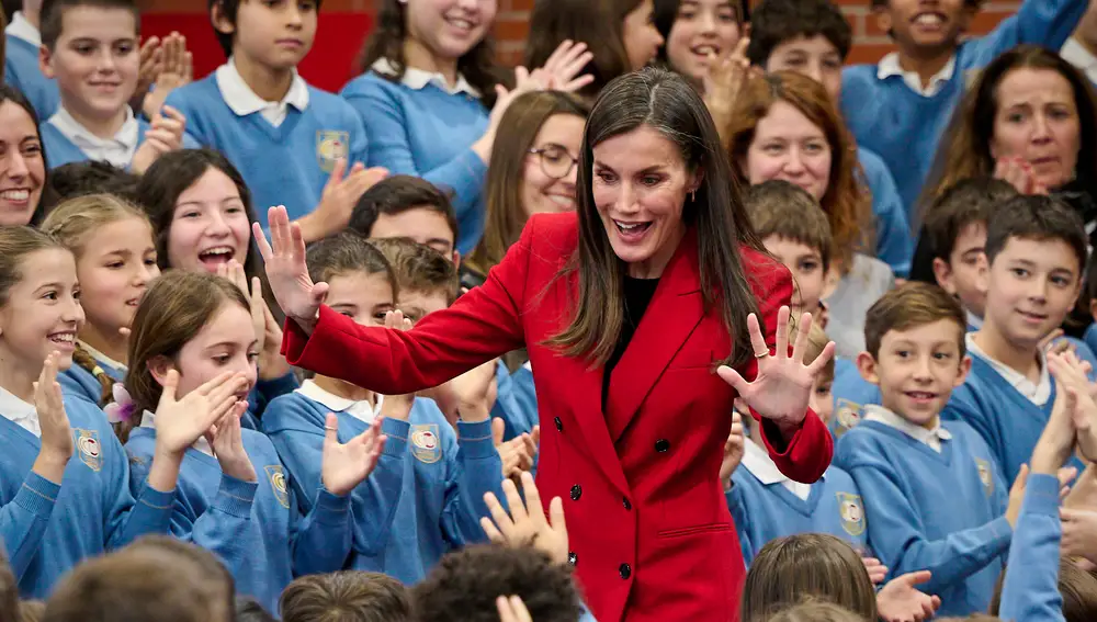 La reina Letizia visita el colegio “Cortes de Cadiz” en Madrid