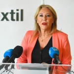 Carolina España preside el acto de inauguración del Encuentro de la UNE (Málaga)