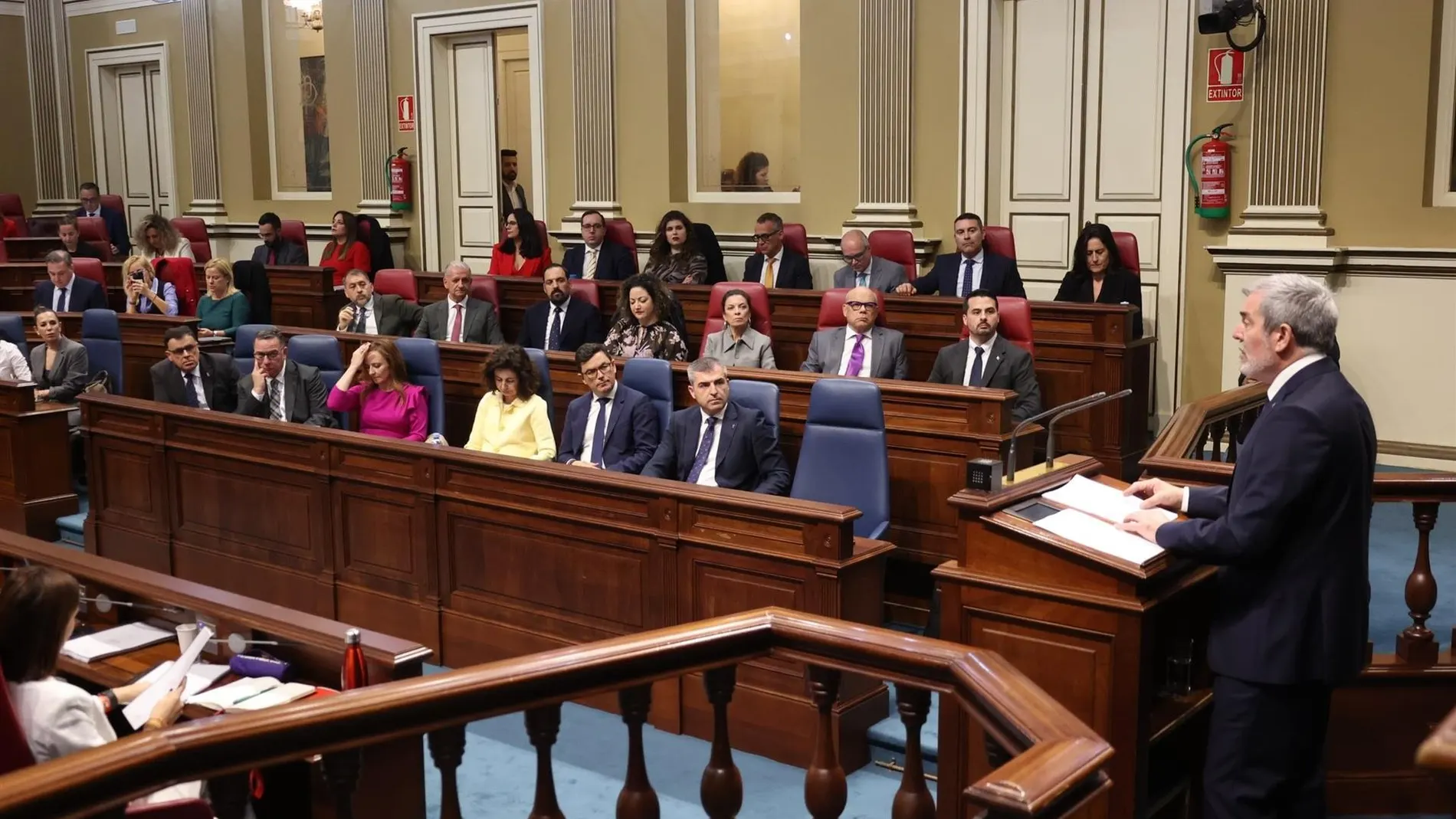 Fernando Clavijo en el Parlamento de Canarias