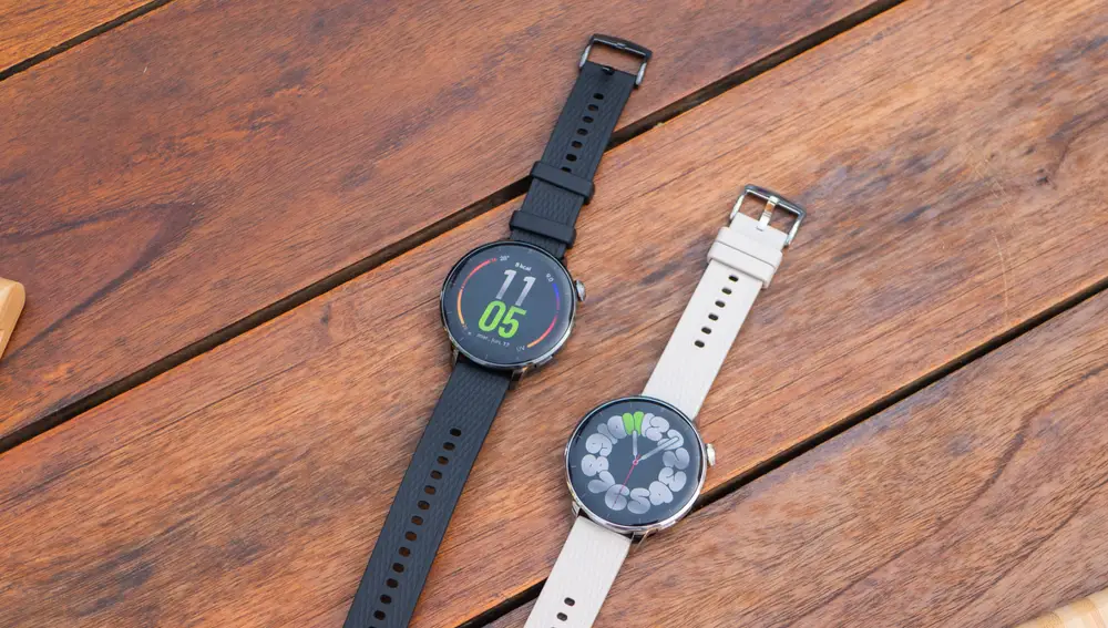El OnePlus Watch 3 de 43 mm en sus dos colores disponibles