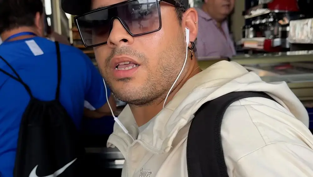 José Fernando y Gloria Camila llegan a Cádiz para despedir a Michu y estar al lado de María del Rocío: "Os pido privacidad"