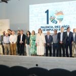 La presidenta de la Diputación de Palencia, Ángeles Armisén y el resto de la corporación provincial participan en el acto ‘Palencia, 10 años de impulso rural’, en la imagen miembros de las tres últimas corporaciones
