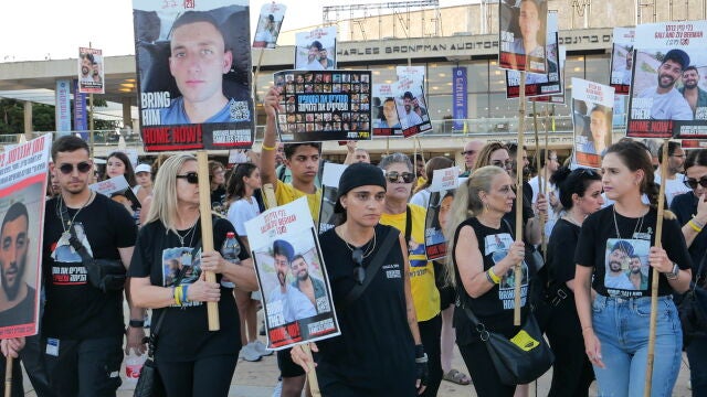 March calling for release of remaining hostages, in Tel Aviv