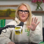 Mel Robbins, experta en desarrollo personal: “Si tienes un hijo en sus 20, esto es lo que necesitas entender ya”