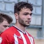 Fútbol.- El central Unai Egiluz firma por el Athletic Club hasta 2028