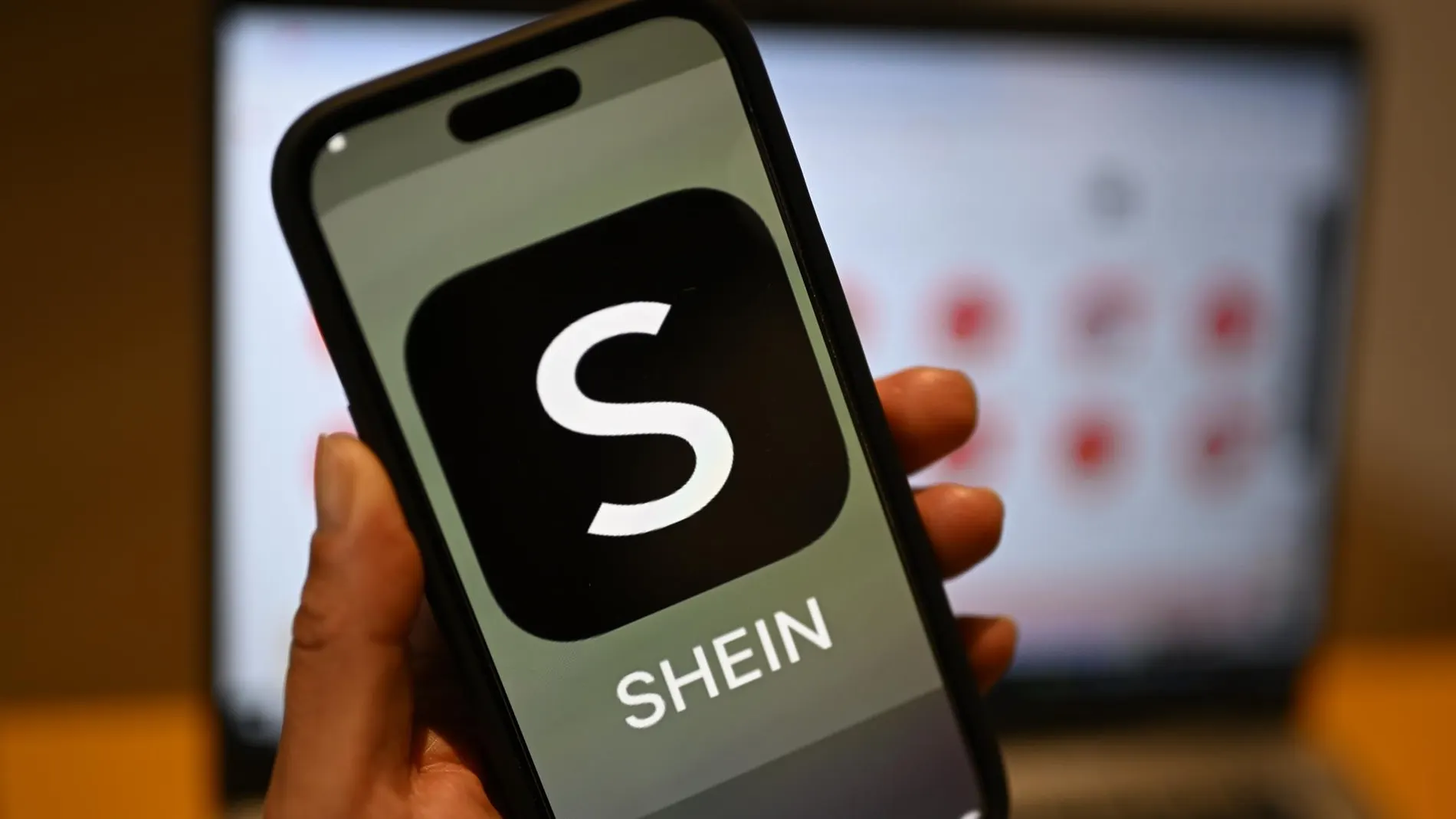 Economía.- Shein busca salir a Bolsa en Hong Kong para presionar al Reino Unido y que le permita cotizar en Londres