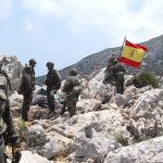 Militares españoles en la isla Perejil tras la crisis de 2002
