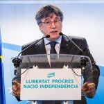 Puigdemont cree que el debate en el Congreso va de poder y se desmarca de "los dos bandos"