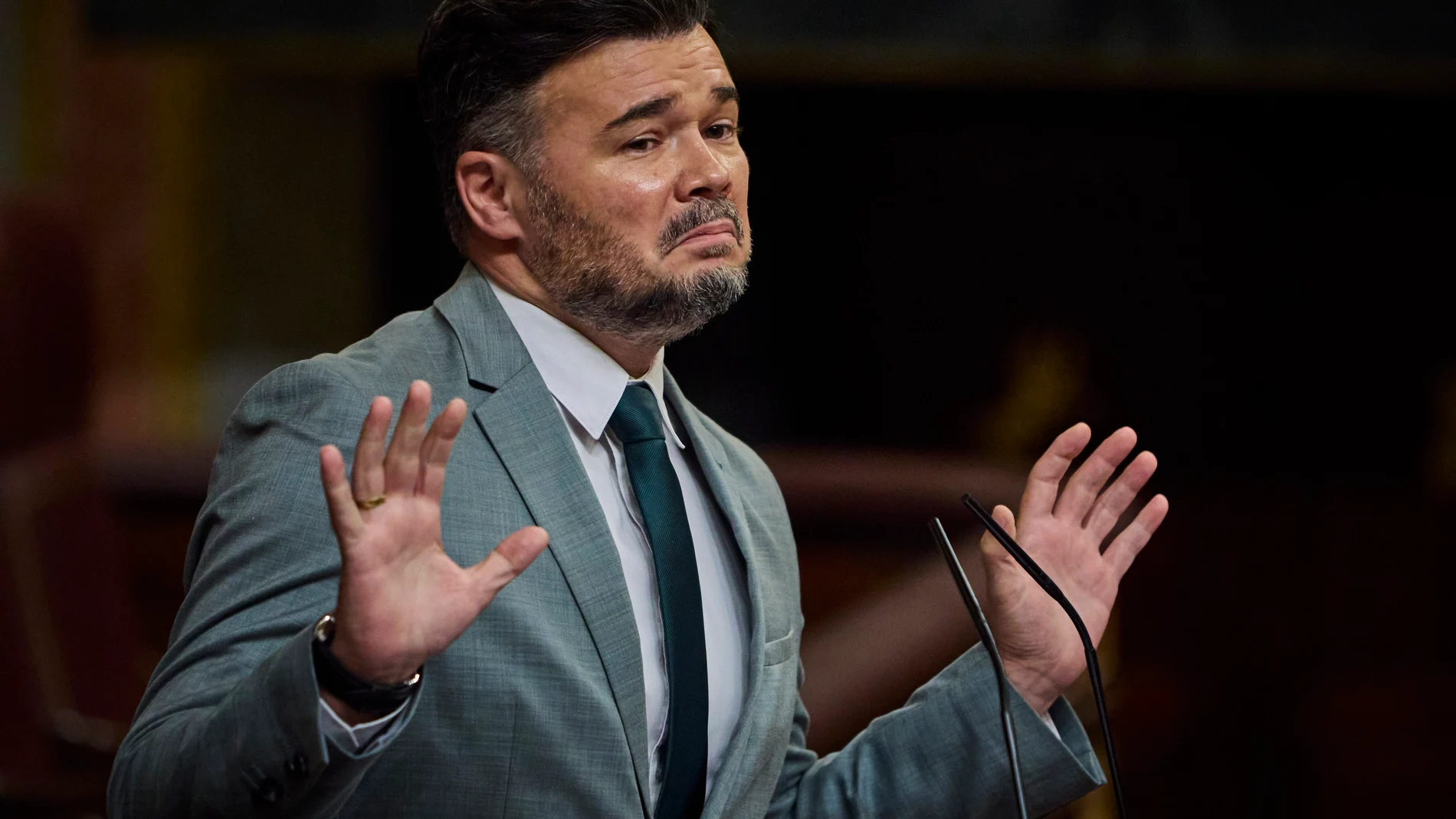 Gabriel Rufián (ERC). Comparecencia, a petición propia, del Presidente del Gobierno Pedro Sánchez ante el Pleno del Congreso de los Diputados al objeto de informar sobre los presuntos casos de corrupción que afectan a su partido. Comparece además, Yolanda Díaz, María Jesús Montero Cuadrado, Felix Bolaños, por el PP, Alberto Nuñez Feijoo, Miguel Tellado, Ester Muñoz. © Alberto R. Roldán / Diario La Razón. 09 07 2025