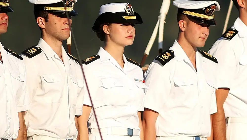 La Princesa Leonor llega a Ferrol en el Elcano antes de poner fin a su instrucción naval