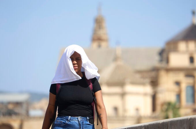 El valle del Guadalquivir, entre Córdoba y Jaén, un mes seguido con ola de calor