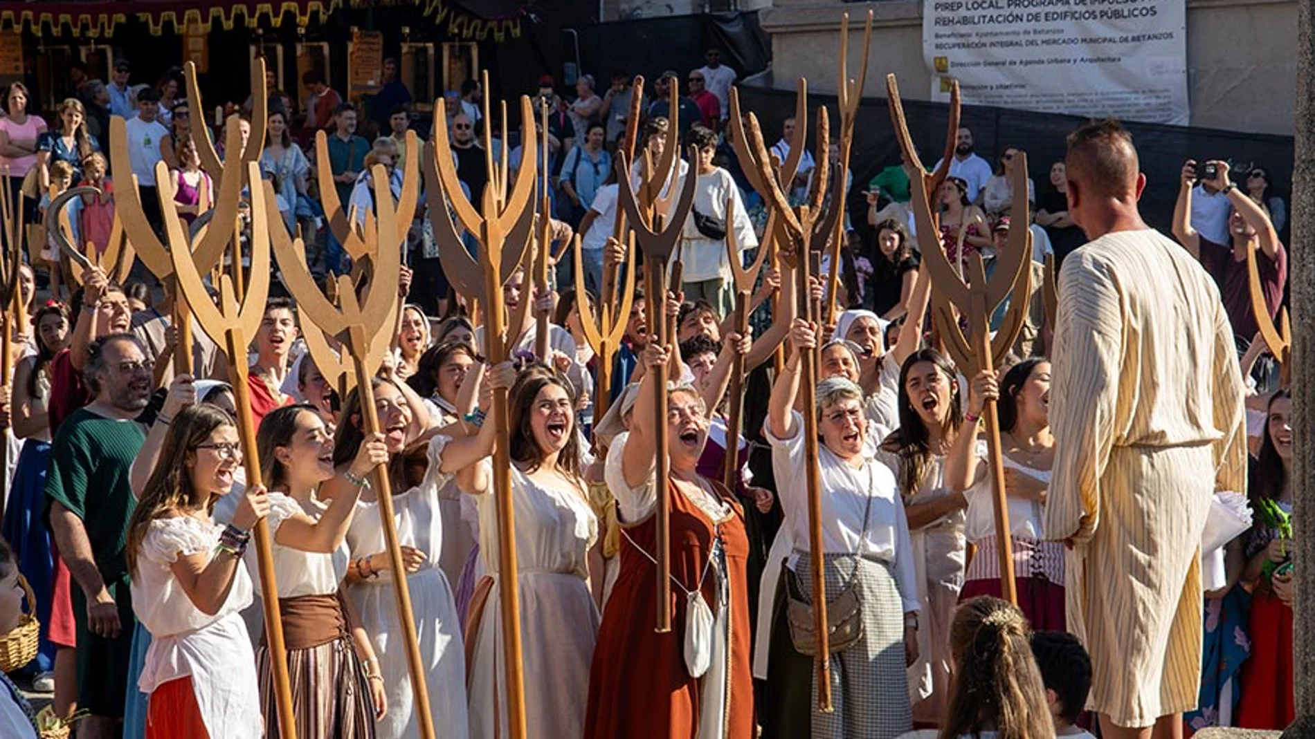 Así es la feria medieval que transforma esta villa coruñesa en un viaje al siglo XV
