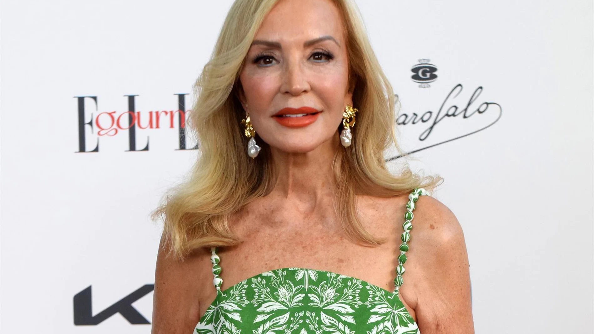 El look del verano de Carmen Lomana.