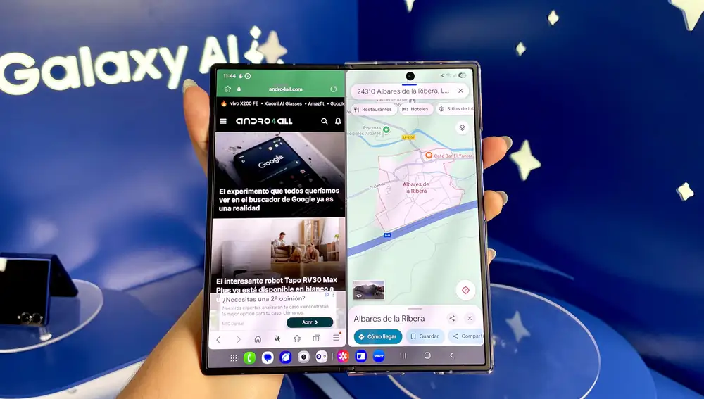 La inmensa pantalla de 8 pulgadas, con la vista partida