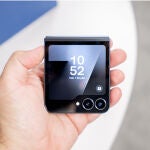 La pantalla externa del Samsung Galaxy Z Flip7 FE es casi idéntica a la del Galaxy Z Flip6