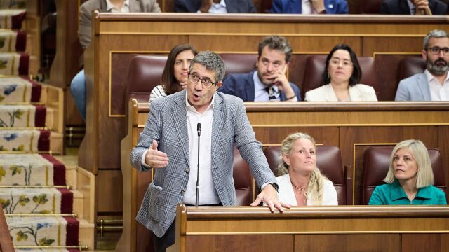 Patxi López reivindica el compromiso de PSOE frente a la corrupción y acusa al PP de "alimentarla y pagarla en diferido"