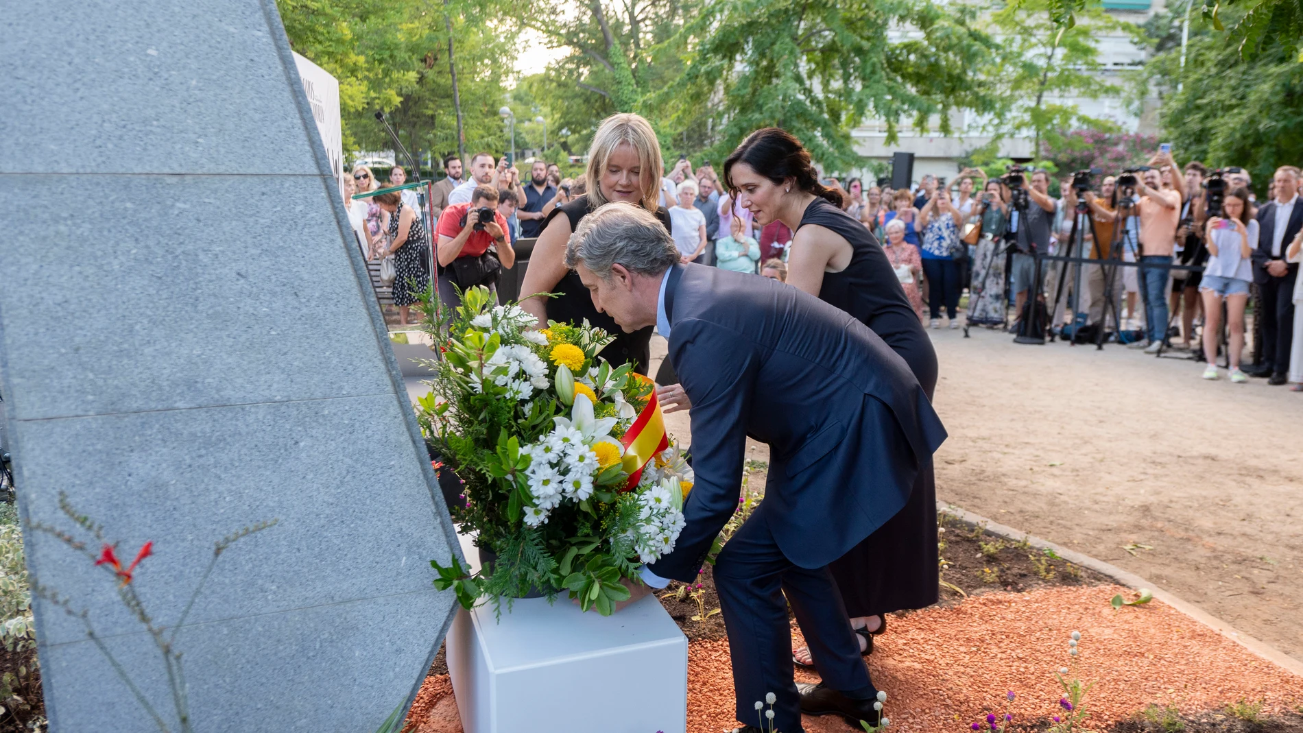 Feijóo, Ayuso y Marimar Blanco, en el recuerdo de Madrid a Miguel Ángel Blanco en el 28 aniversario de su asesinato