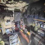 Situación tras el incendio en la que quedó la vivienda de Aranda de Duero