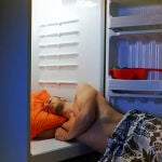 Gracias a este sencillo truco podrás dormir fresco por las noches sin gastar ni un vatio de electricidad