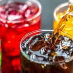 La bebida que debes evitar tomar justo después de comer, según una cardióloga