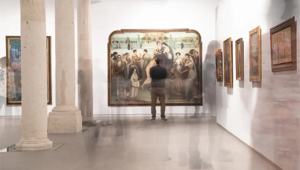 La sala del MUREC que acoge la obra la consagracion de la copla de Julio Romero de Torres