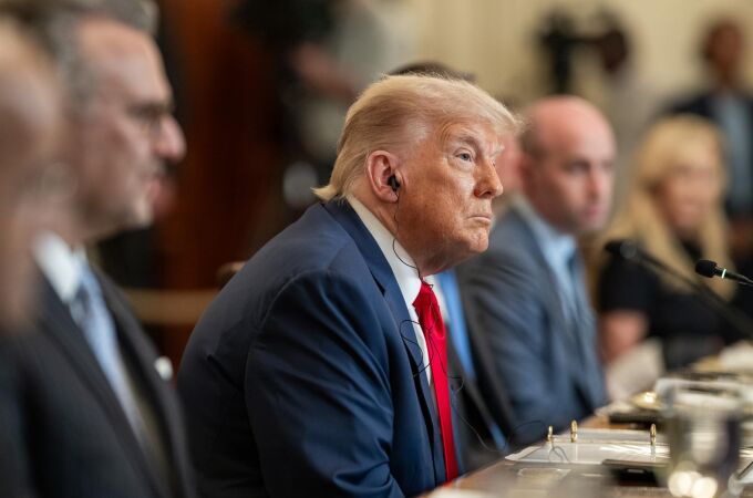 EEUU.- Un juez bloquea temporalmente la orden ejecutiva de Trump que busca acabar con la ciudadanía por nacimiento
