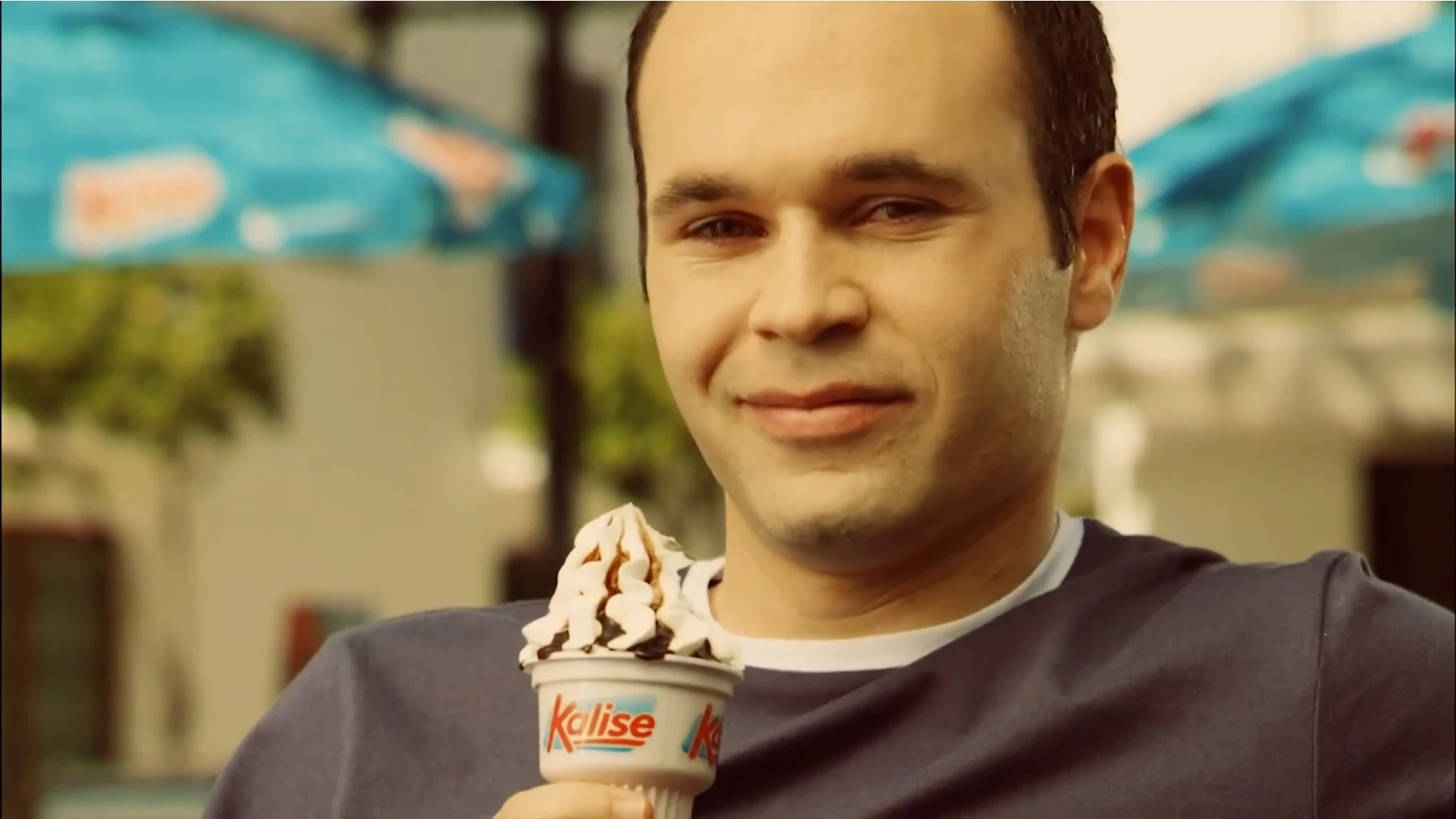 Iniesta y su "Kalise para todos" también en 2025 conmemorando el 15º aniversario del Mundial