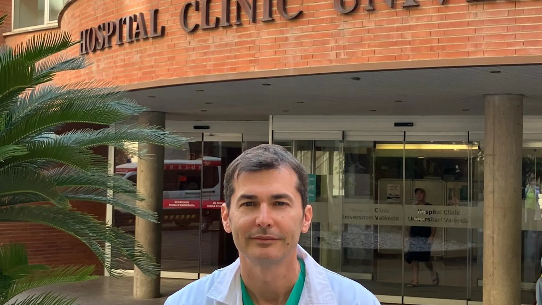 Dr. Enrique Santas