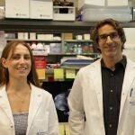 Los doctores Catalina Rozalen y Toni Celià-Terrassa