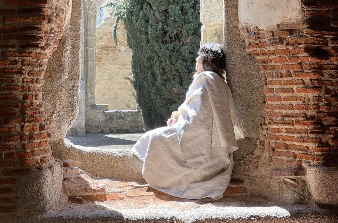 Nao d’Amores sale de la sala para instalarse en el Monasterio de Santa María la Real, en Pelayos de la Presa