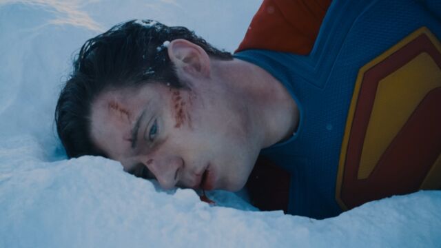 David Corenswet dando vida a Superman en la última propuesta de James Gunn