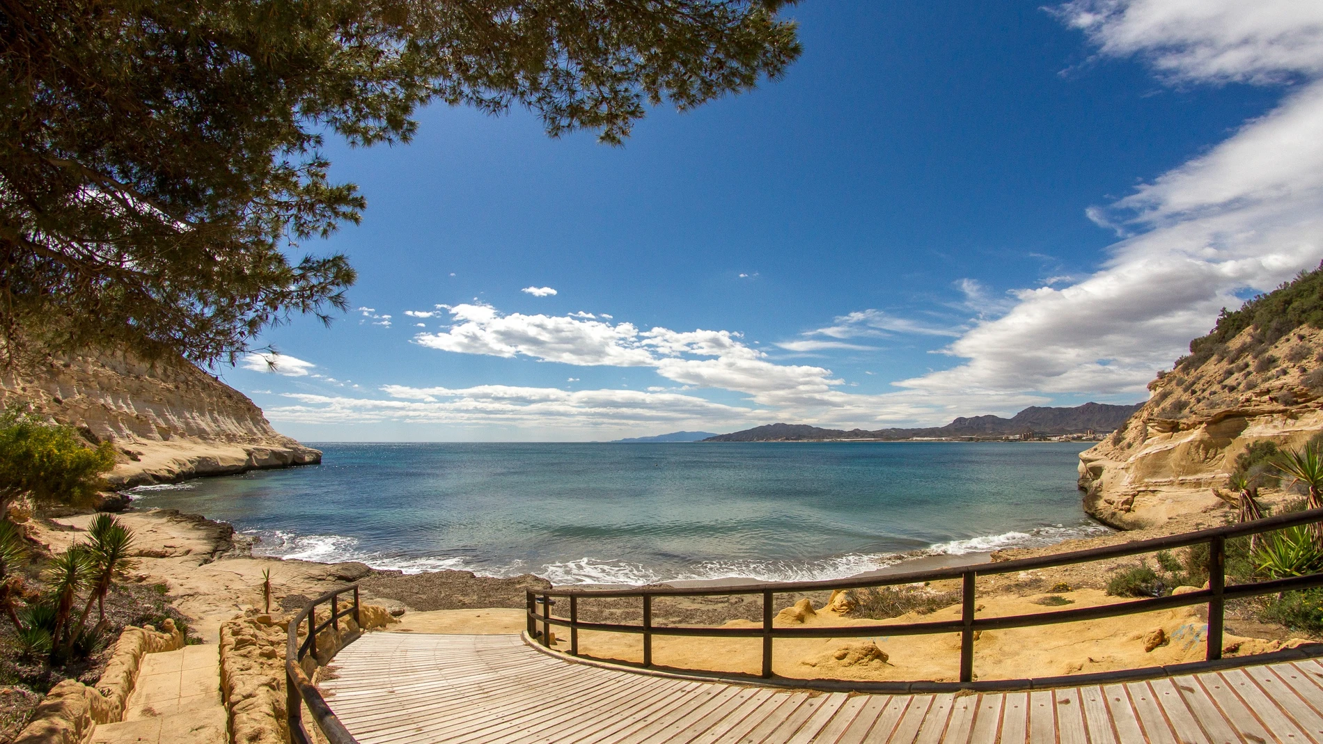 Cala La Invencible en San Juan de los Terreros, Pulp, Almería