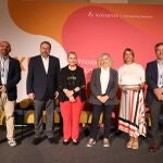 Foto de familia de los participantes en el XI Foro de Entidades de Pacientes impulsado por Novartis