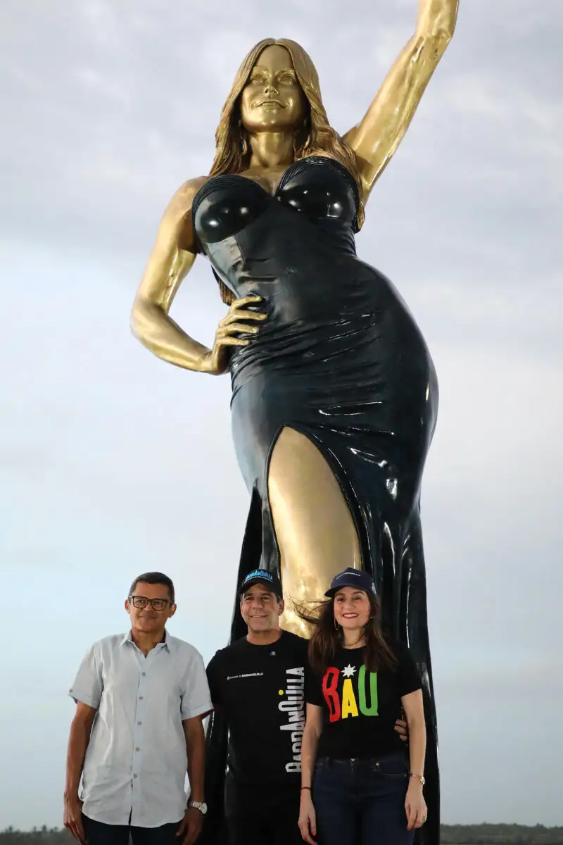 Barranquilla celebra el cumpleaños de Sofía Vergara con una estatua monumental