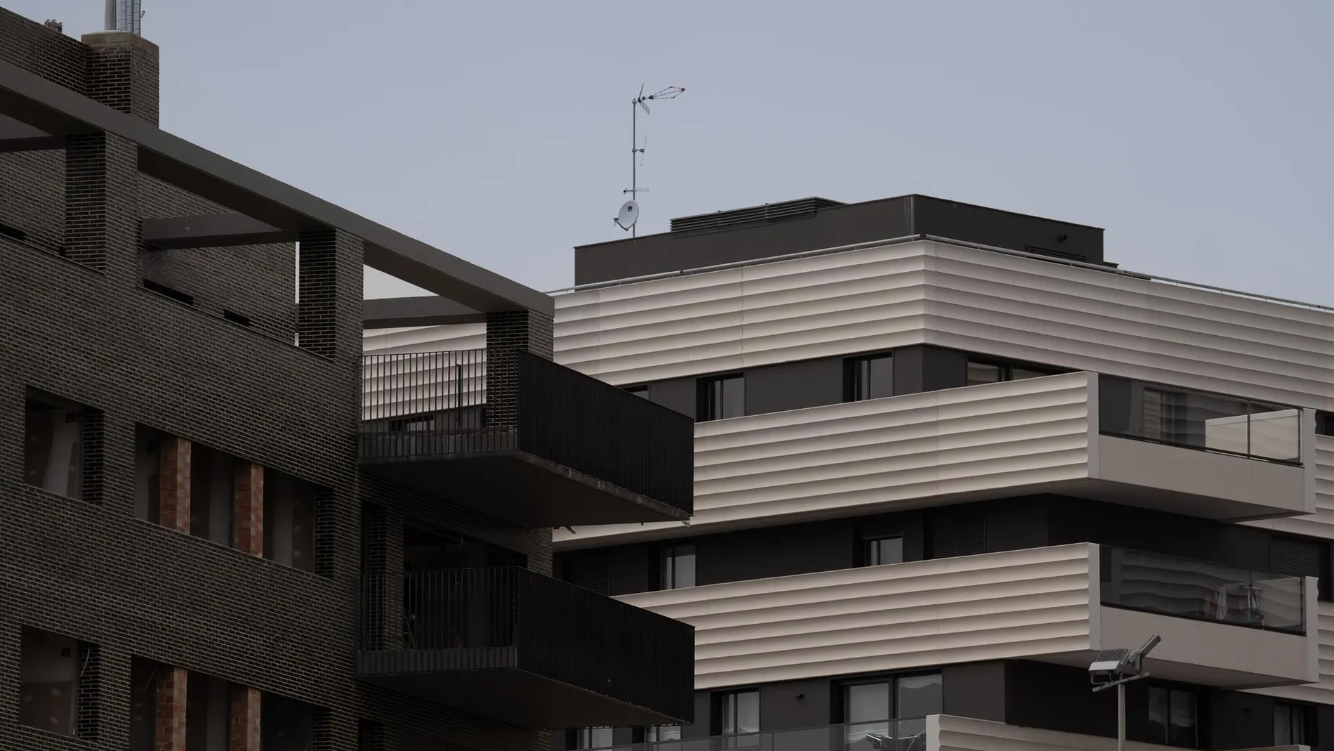 Economía.- La periferia de Madrid y Barcelona lidera la demanda de vivienda en alquiler, según Idealista