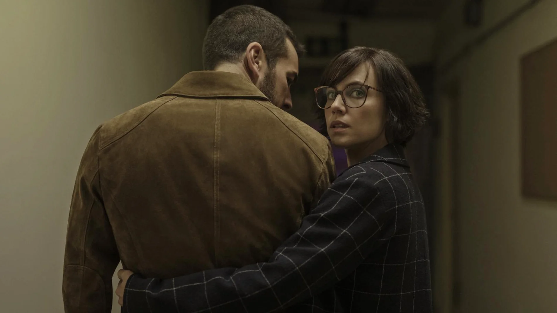 Mario Casas y Aura Garrido en 'El inocente'
