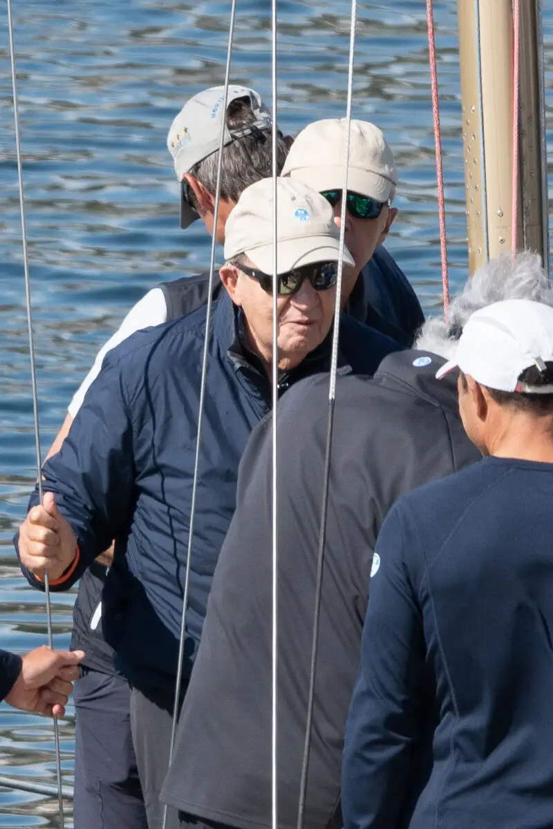 El Rey Juan Carlos sale a navegar junto a su amigo, Pedro Campos