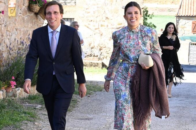 Ya hay fecha para el bautizo del hijo de Teresa Urquijo y José Luis Martínez-Almeida