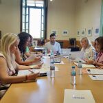 Reunión de la Comisión "Alimentos de Valladolid", presidida por el diputado Roberto Migallón