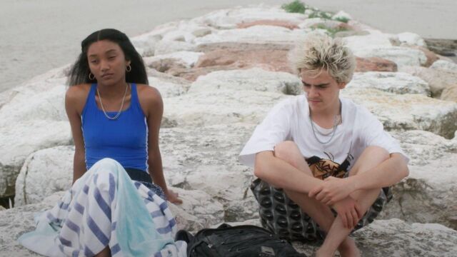 Jack Dylan Grazer y Jordan Kristine Seamón retratan la complejidad de la adolescencia