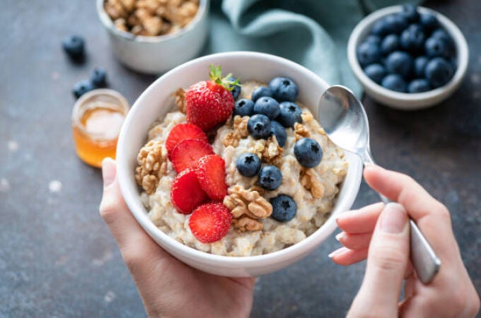 Desayunos fríos para días calurosos: rápidos, ricos y sin encender el fuego 
