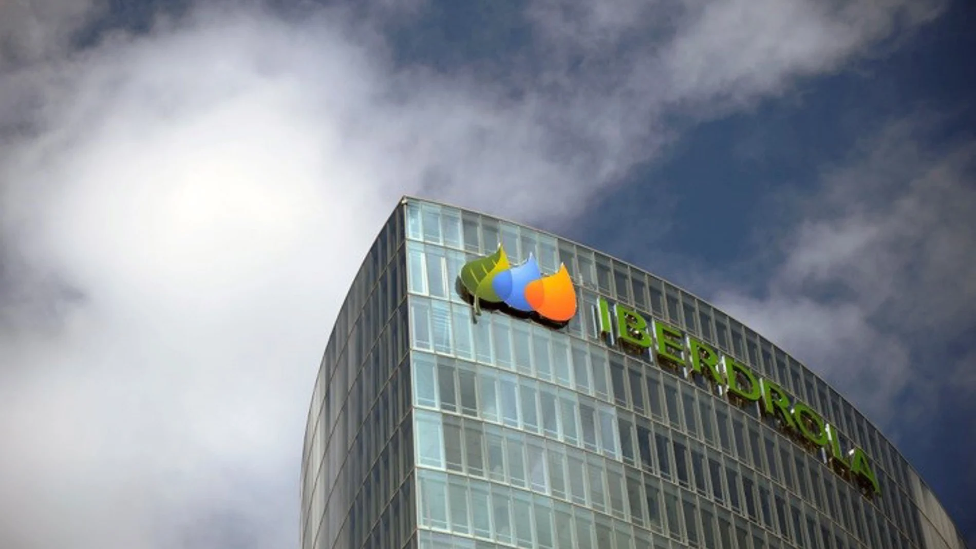 Economía.- Iberdrola alcanza un récord semestral de electricidad distribuida, con 124.201 GWh a junio, un 4,8% más